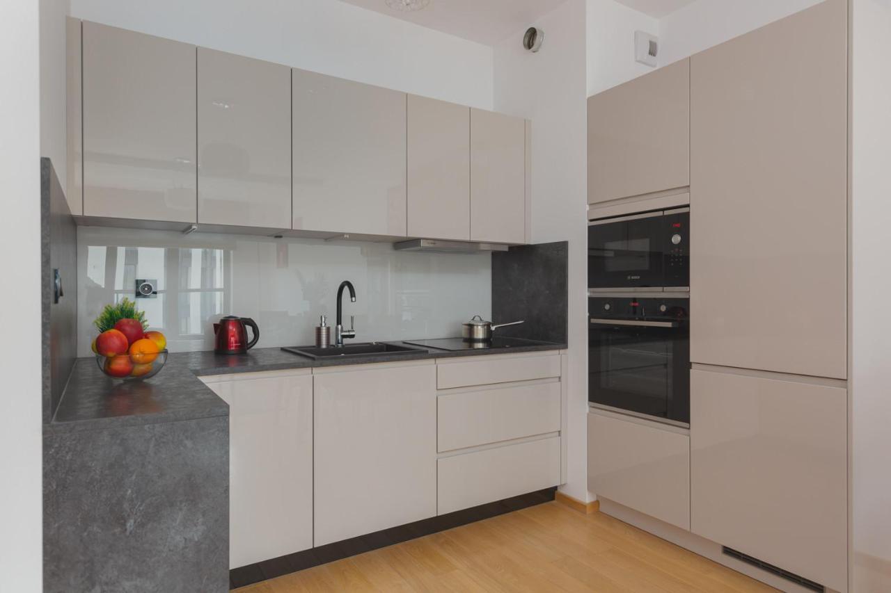Dzielna Apartment Warsaw Wola By Noclegi Renters 외부 사진